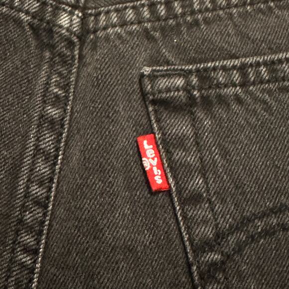 NEW Levi's Jean Shorts High Waisted 501 black denim cut off 24 NWT! - Picture 3 of 10